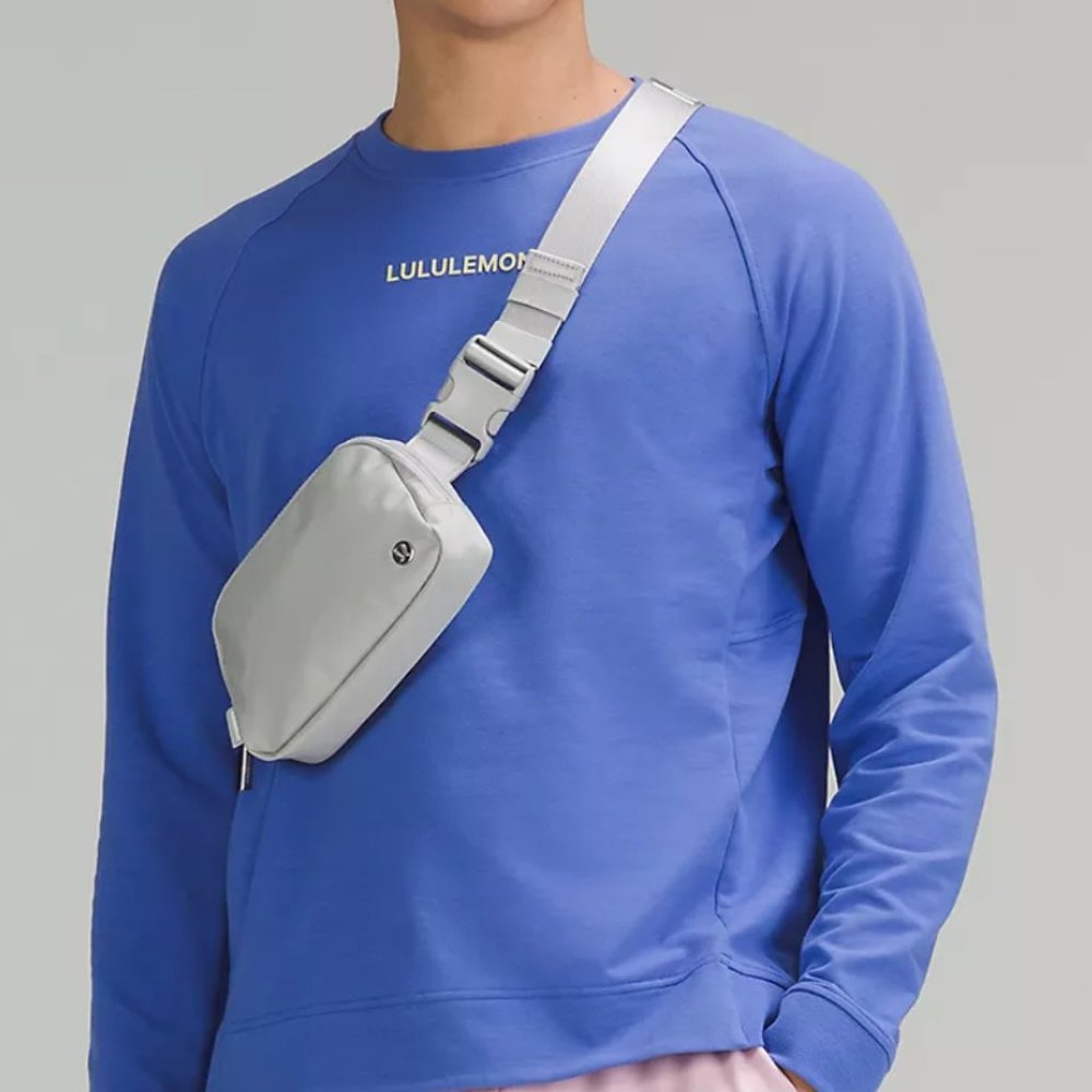 Lululemon Everywhere Belt Bag in Silver Drop (Large)